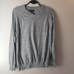 Lachlan Men's Grey V-neck Cotton Sweater | M